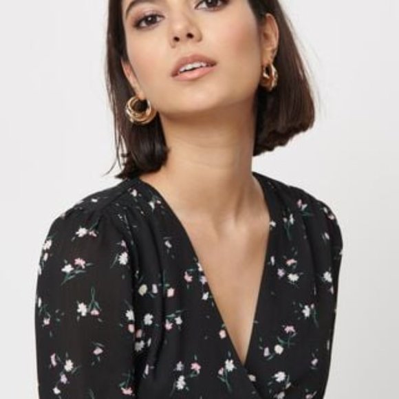 Dynamite Puff Sleeve Wrap Blouse - Picture 4 of 6